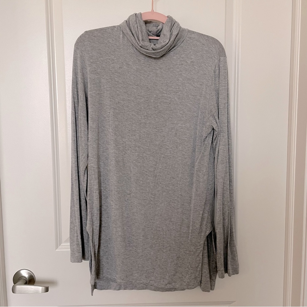 Mustard Seed Women’s Gray Turtleneck Sweater Sz Small
